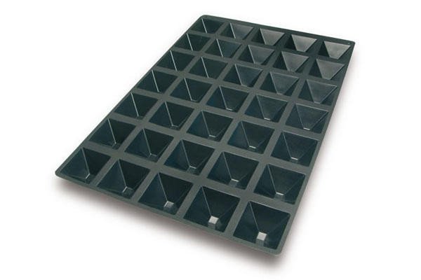 SİLİKOMART SQ010 PYRAMİDS SİLİKON PASTA KALIBI - 40.410